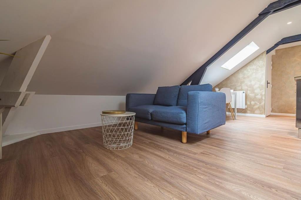 L'Azur Dore, Studio Pour 2 Voyageurs Isles-sur-Suippe Esterno foto